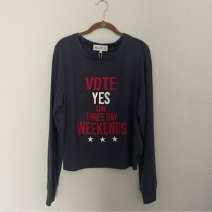 WILDFOX Navy Graphic Top NWT “Vote Yes On Three Day Weekends” Oversized